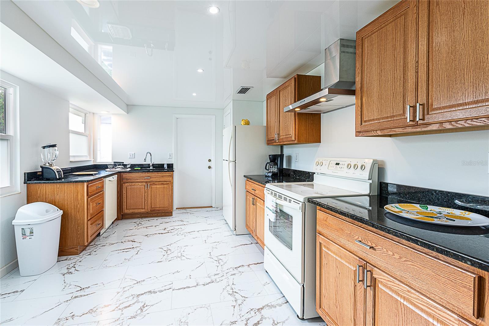 ROTONDA WEST OAKLAND HILLS - Residential