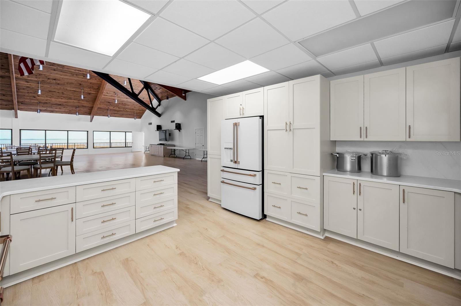 EDGEWATER ARMS 3RD CONDO - Residential