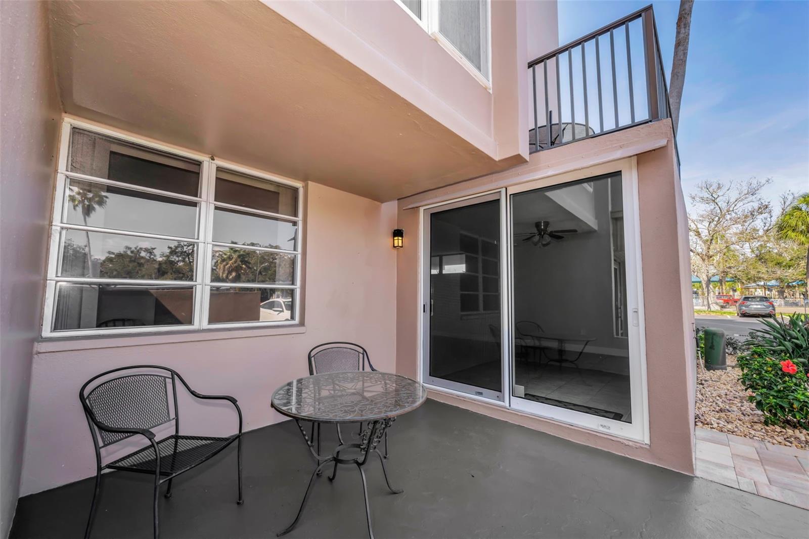 EDGEWATER ARMS 3RD CONDO - Residential