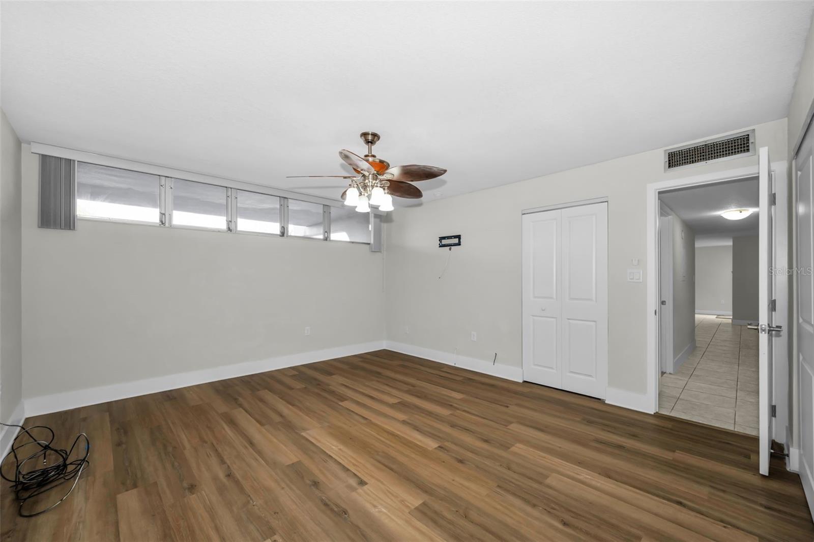 EDGEWATER ARMS 3RD CONDO - Residential