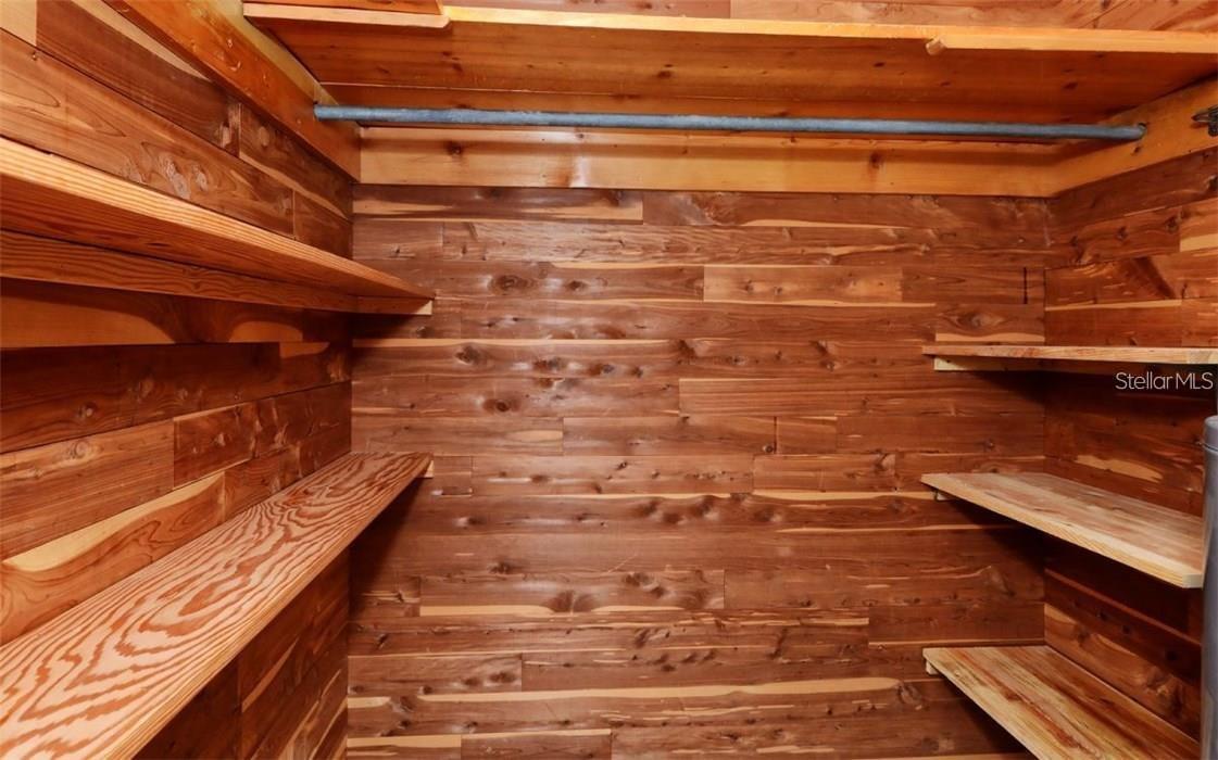 SUNNYSIDE PARK - Residential