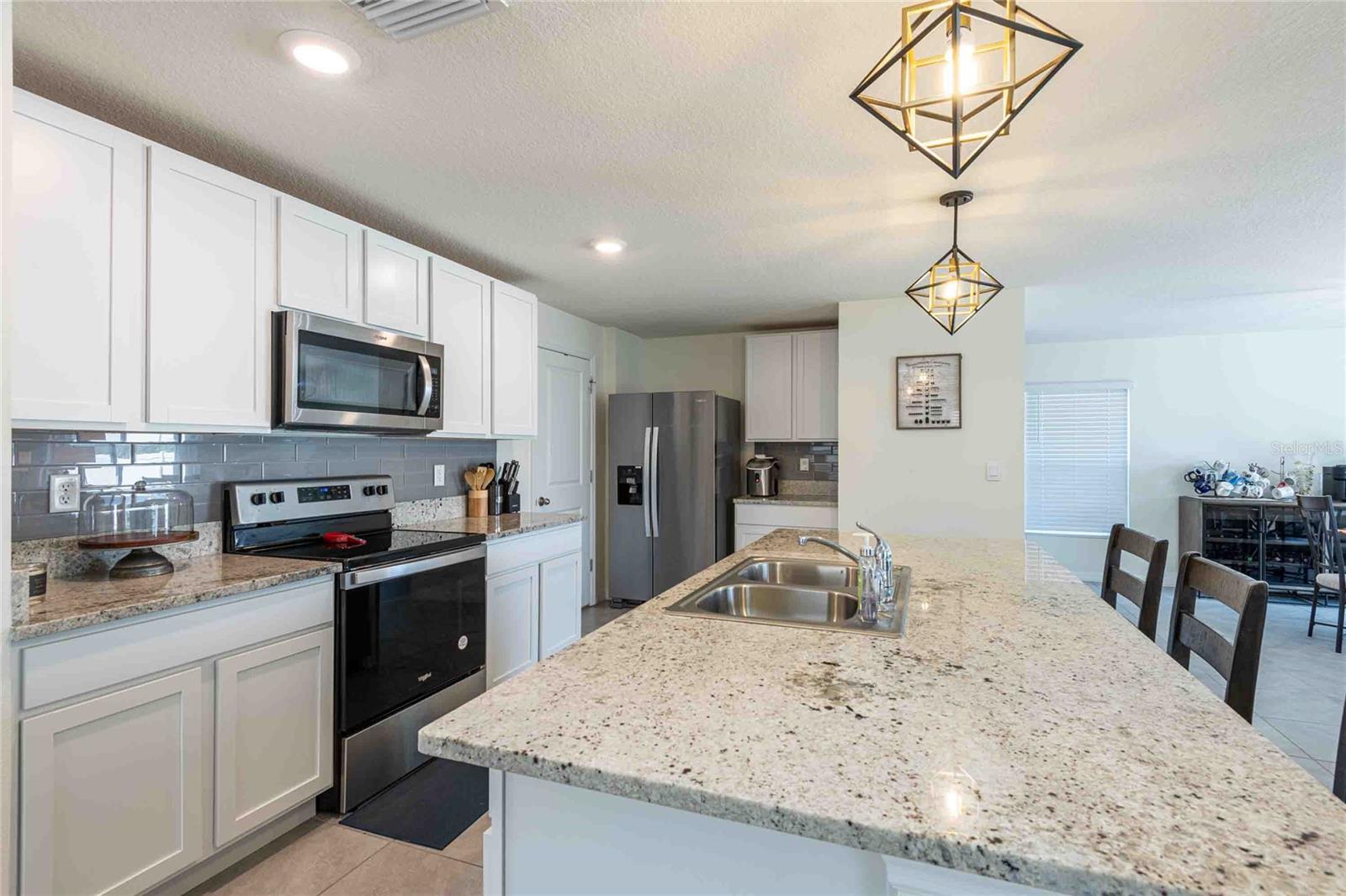 RIDGEWOOD - Residential