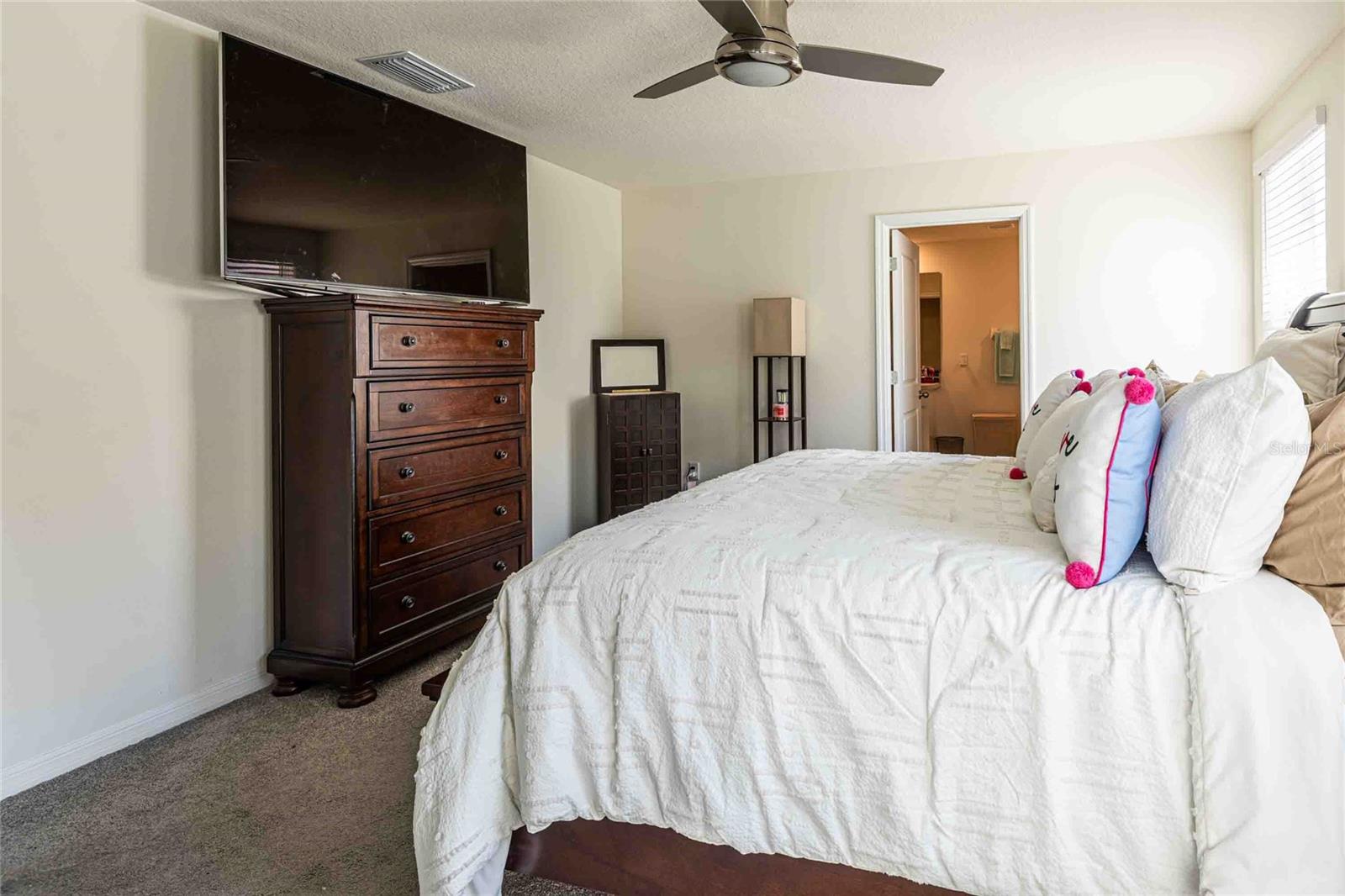 RIDGEWOOD - Residential