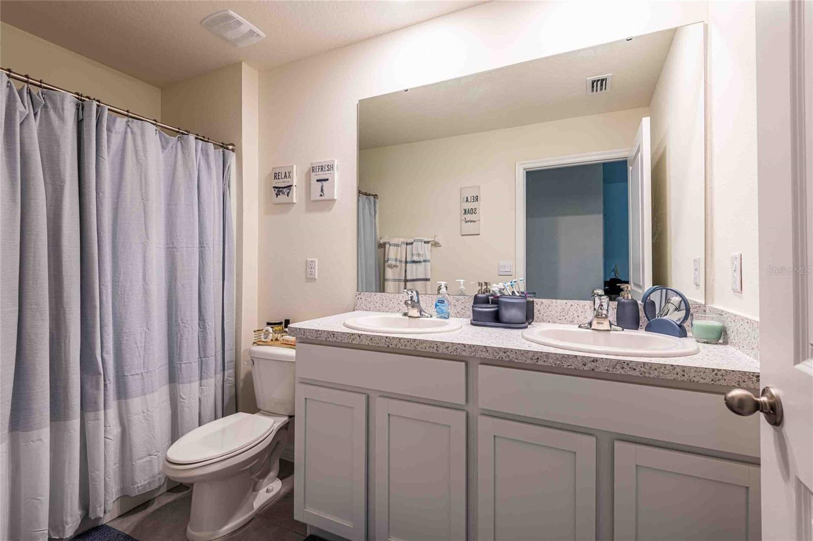 RIDGEWOOD - Residential