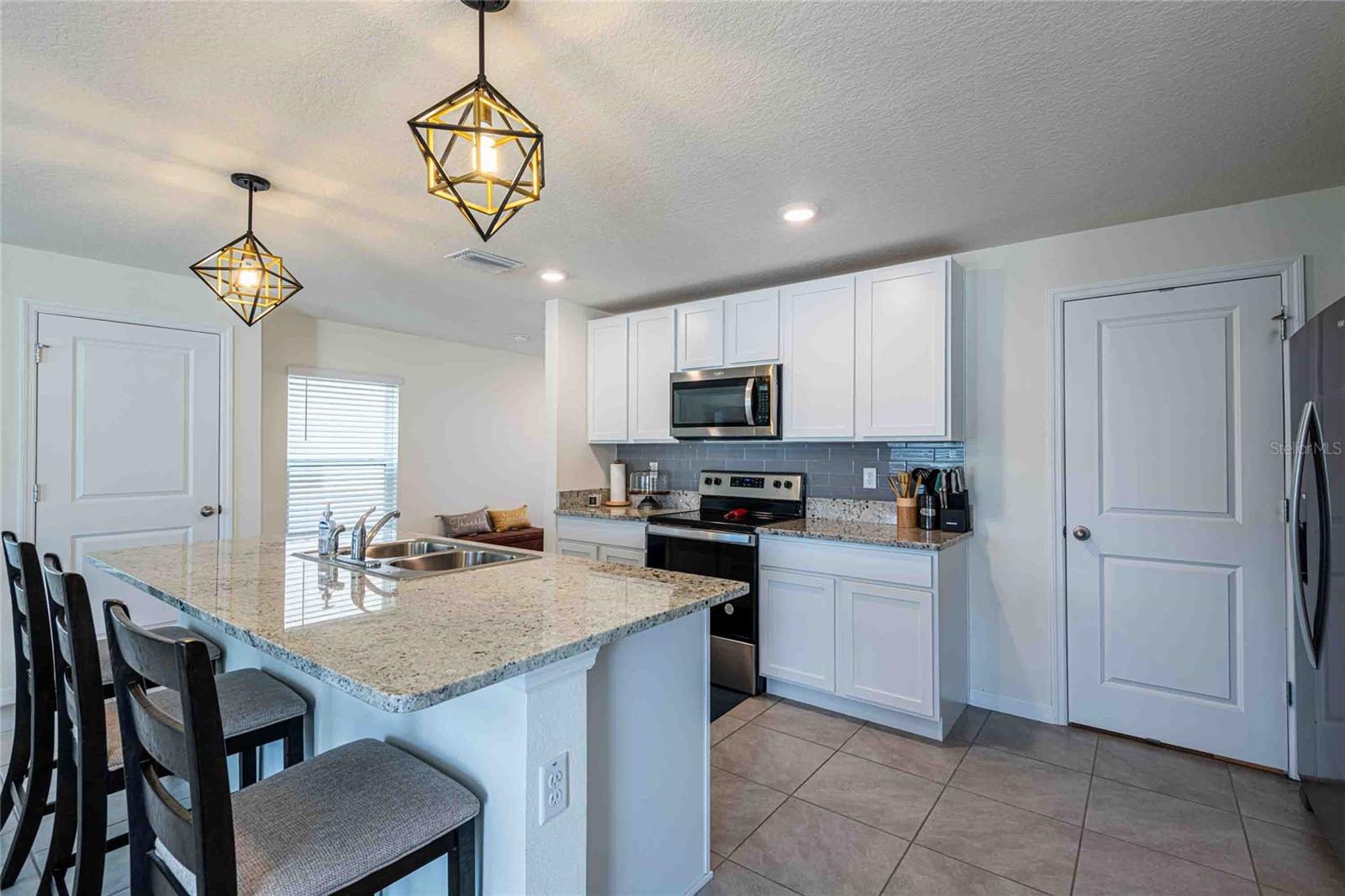 RIDGEWOOD - Residential