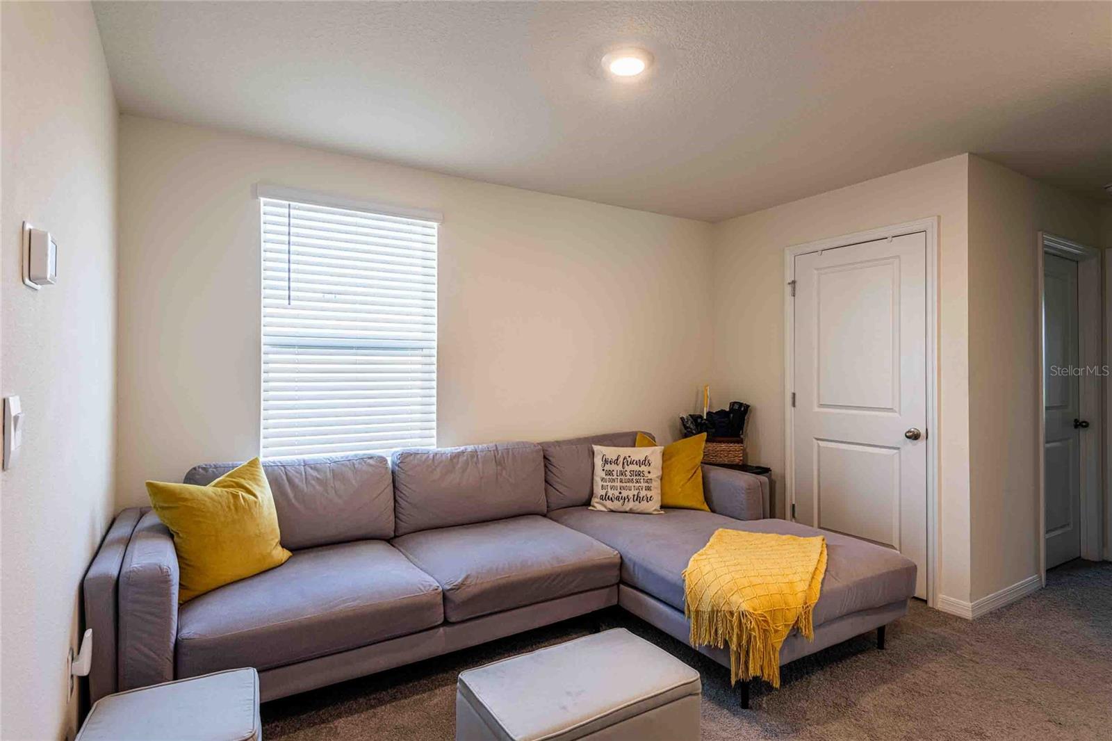 RIDGEWOOD - Residential