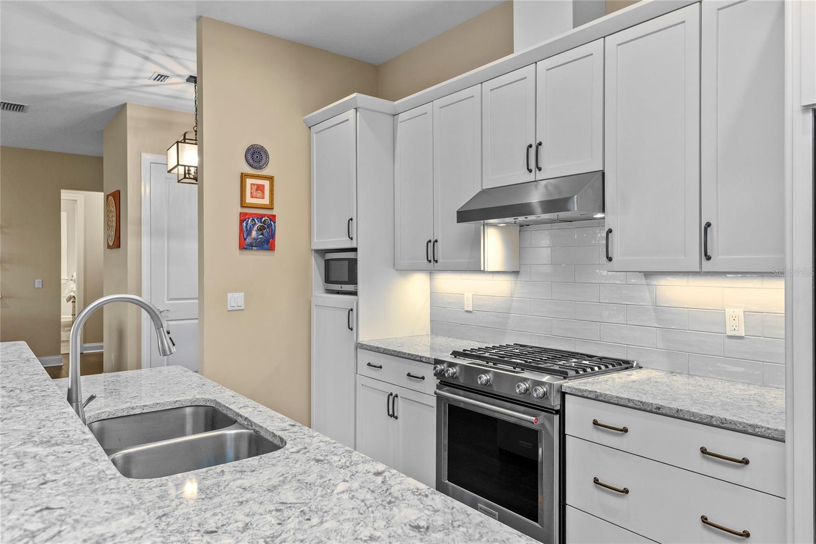 BONKS LANDING - Residential