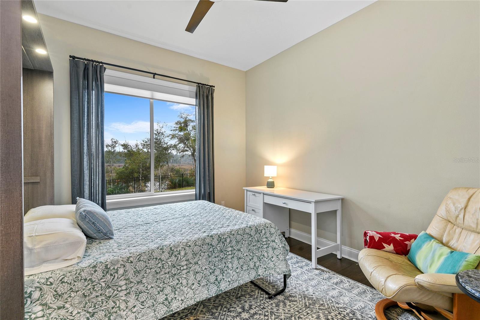 BONKS LANDING - Residential