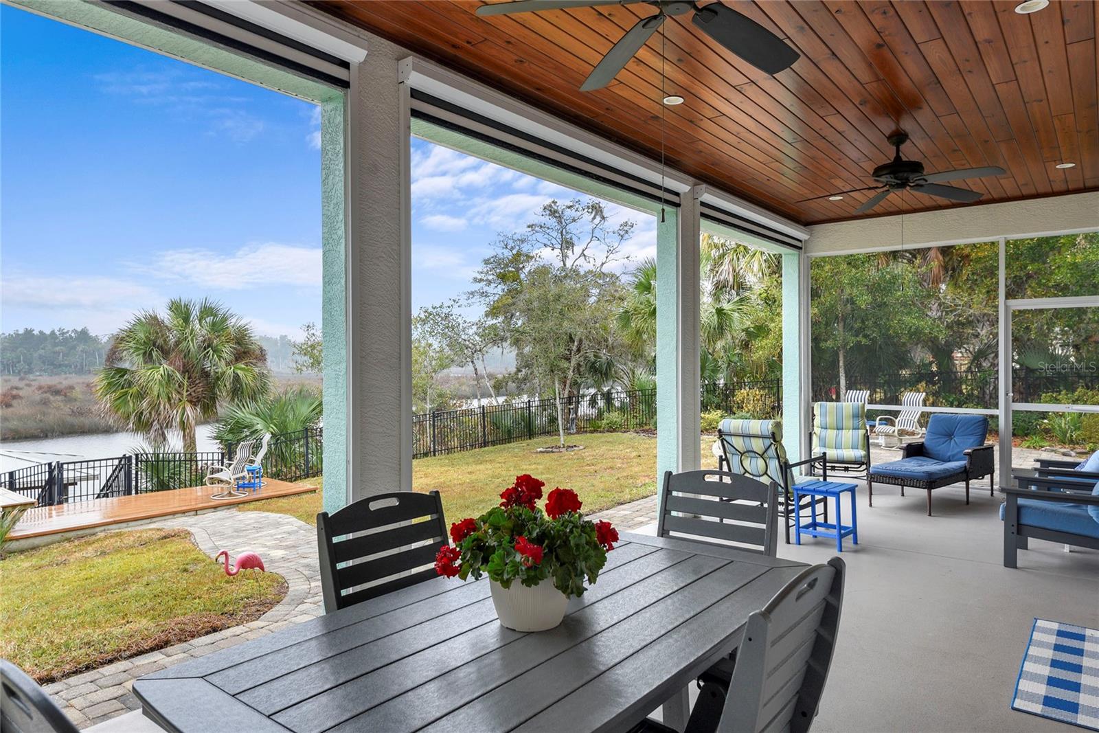 BONKS LANDING - Residential