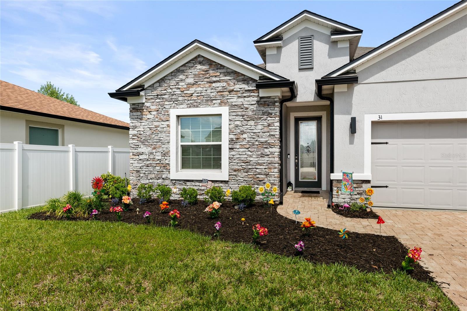 31 OLIVINE COURT