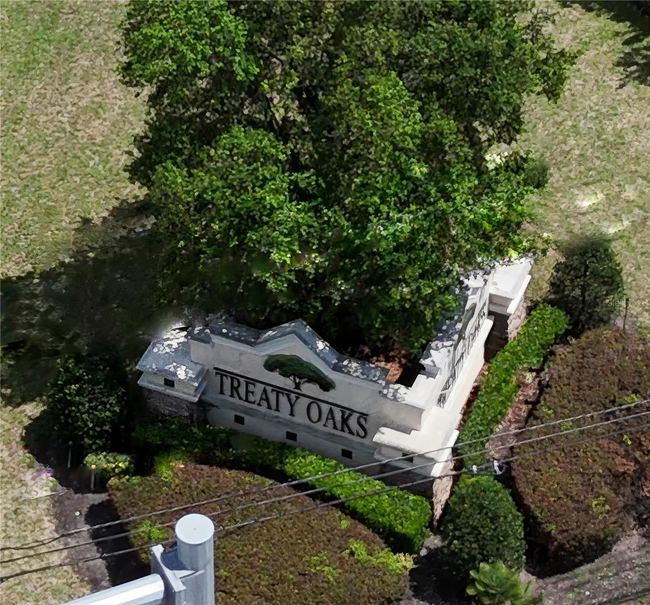 TREATY OAKS - Residential