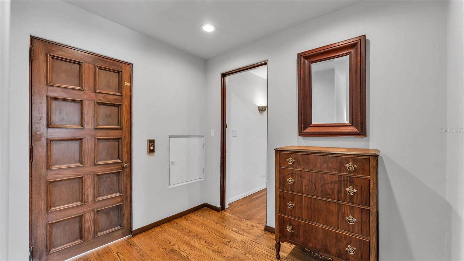 MOUNTAIN LAKE UNREC - Residential