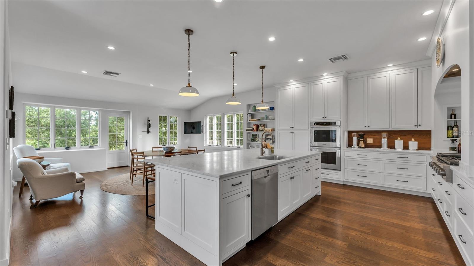 MOUNTAIN LAKE UNREC - Residential