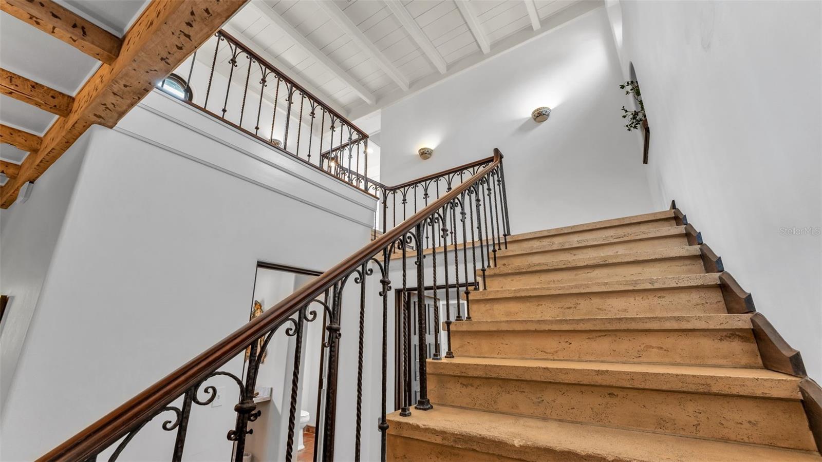 MOUNTAIN LAKE UNREC - Residential