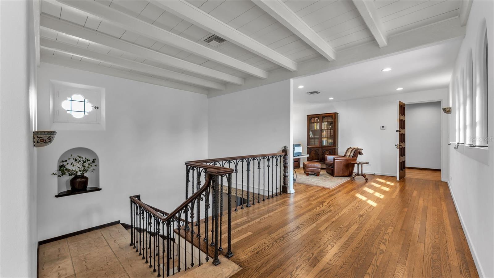 MOUNTAIN LAKE UNREC - Residential