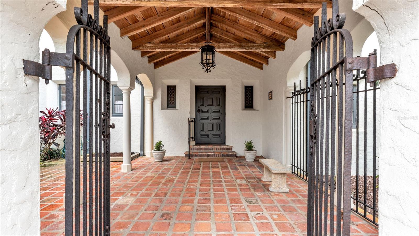 MOUNTAIN LAKE UNREC - Residential