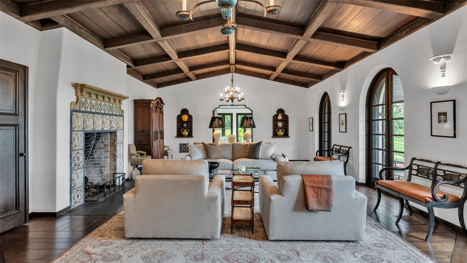 MOUNTAIN LAKE UNREC - Residential