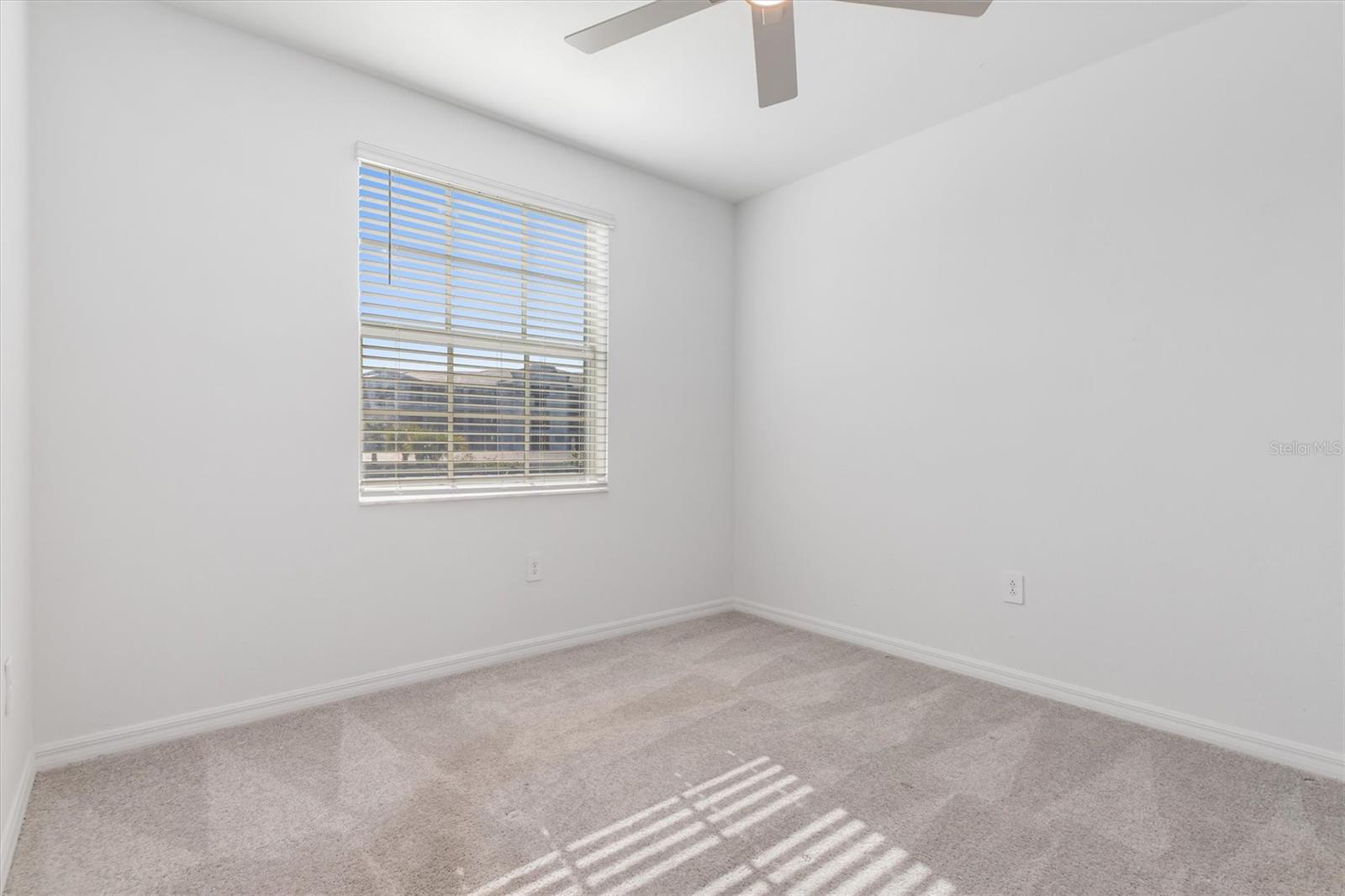 WELLEN PARK GOLF AND COUNTRY CLUB - Residential