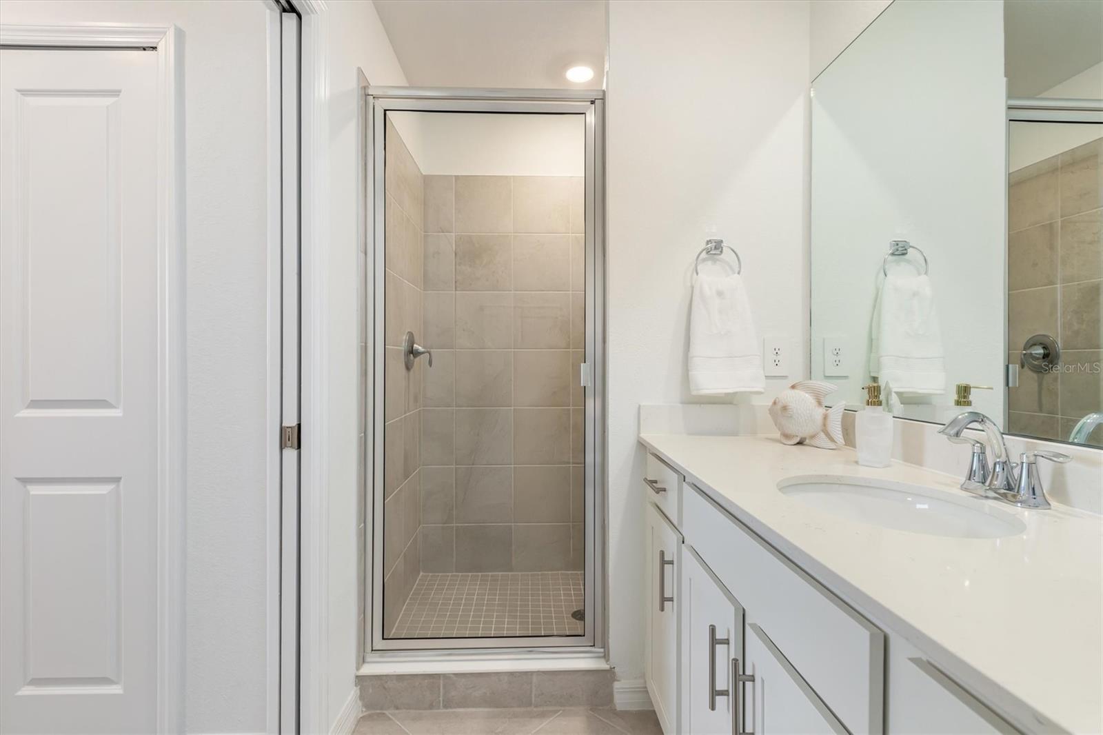 WELLEN PARK GOLF AND COUNTRY CLUB - Residential