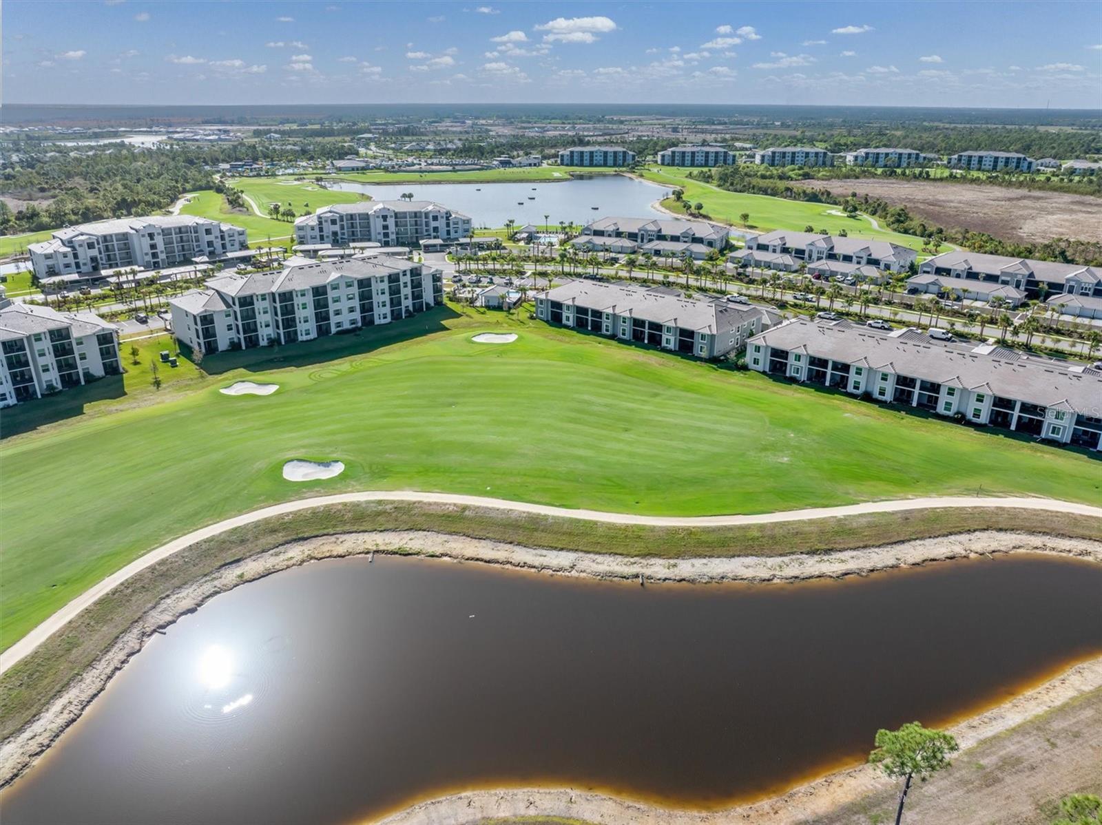 WELLEN PARK GOLF AND COUNTRY CLUB - Residential