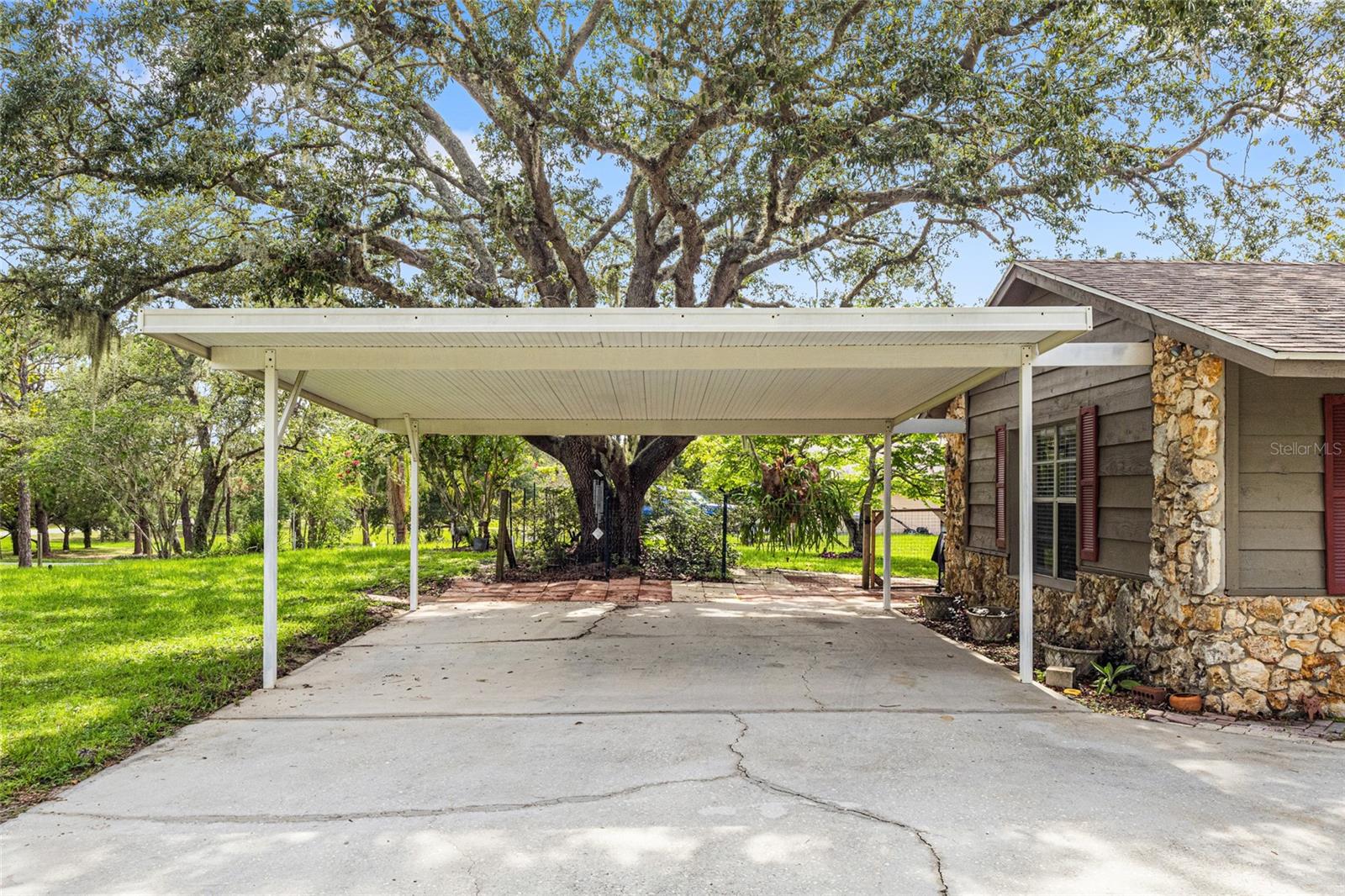 LAKE AVALON GROVES REP 02 - Land