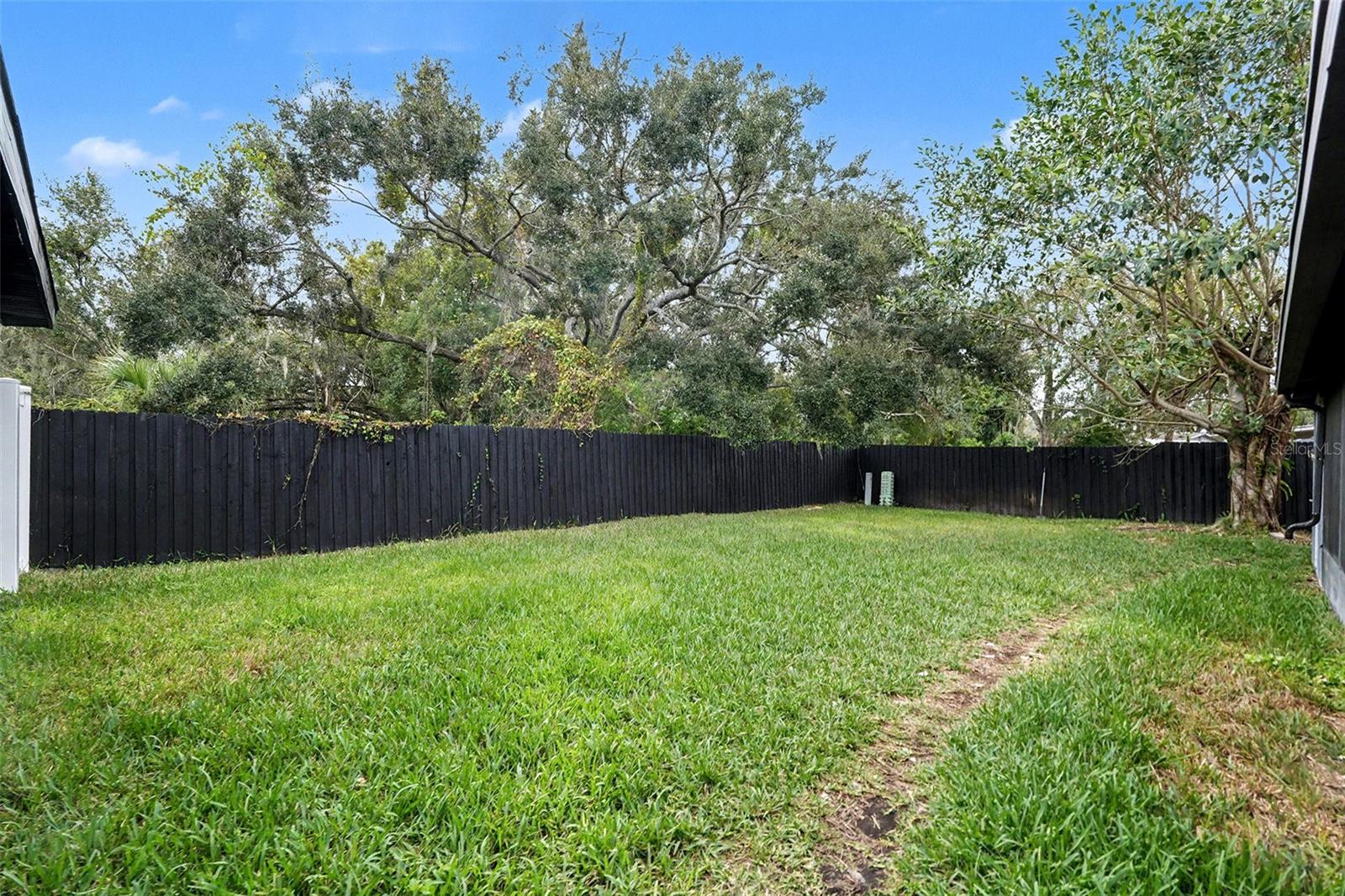 SOUTHWOOD HILLS UNIT 05 - Residential