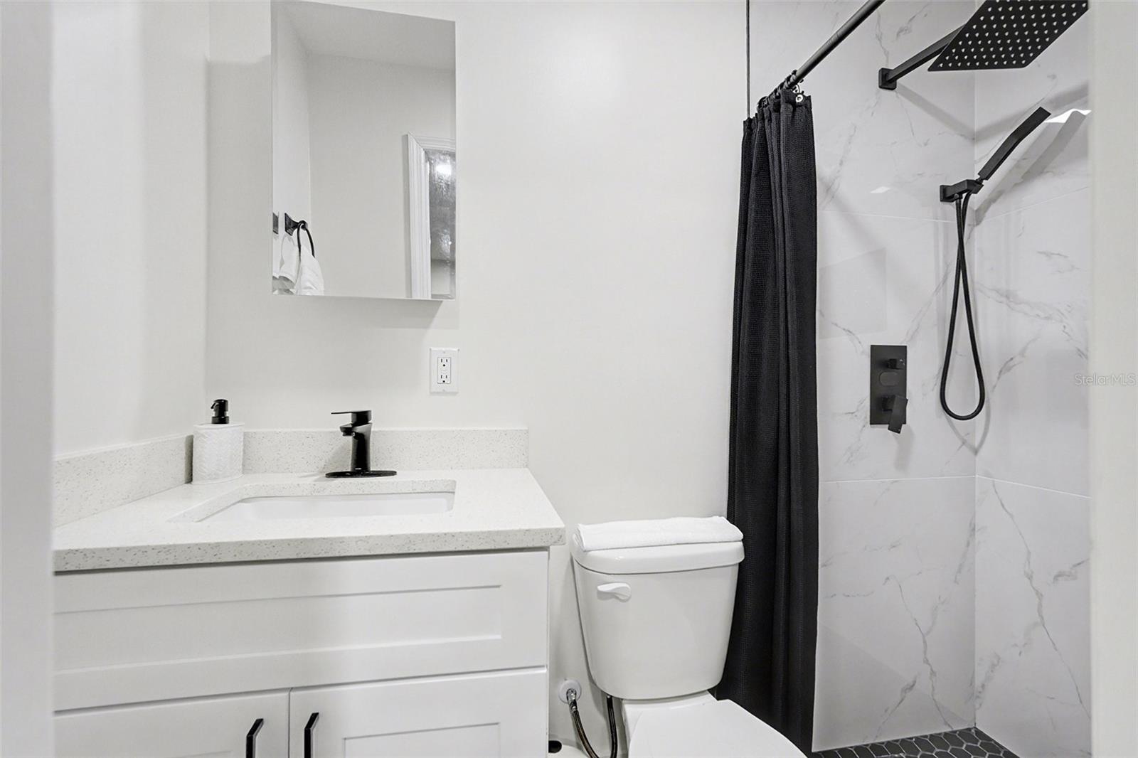 SOUTHWOOD HILLS UNIT 05 - Residential