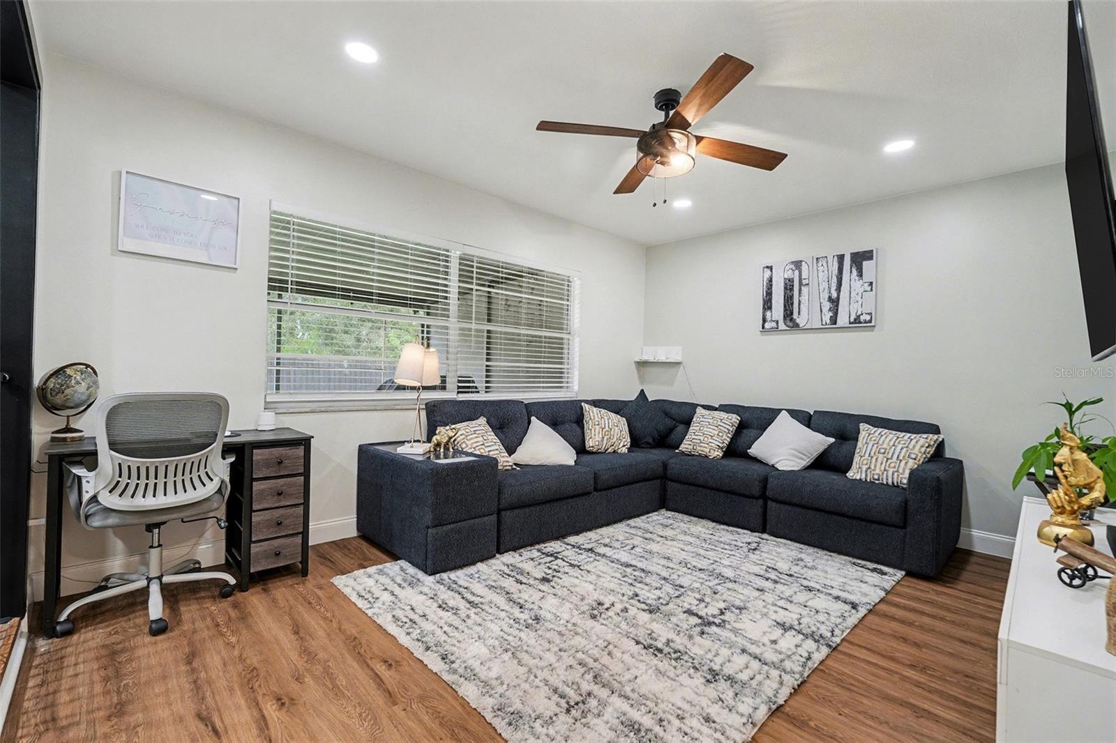 SOUTHWOOD HILLS UNIT 05 - Residential