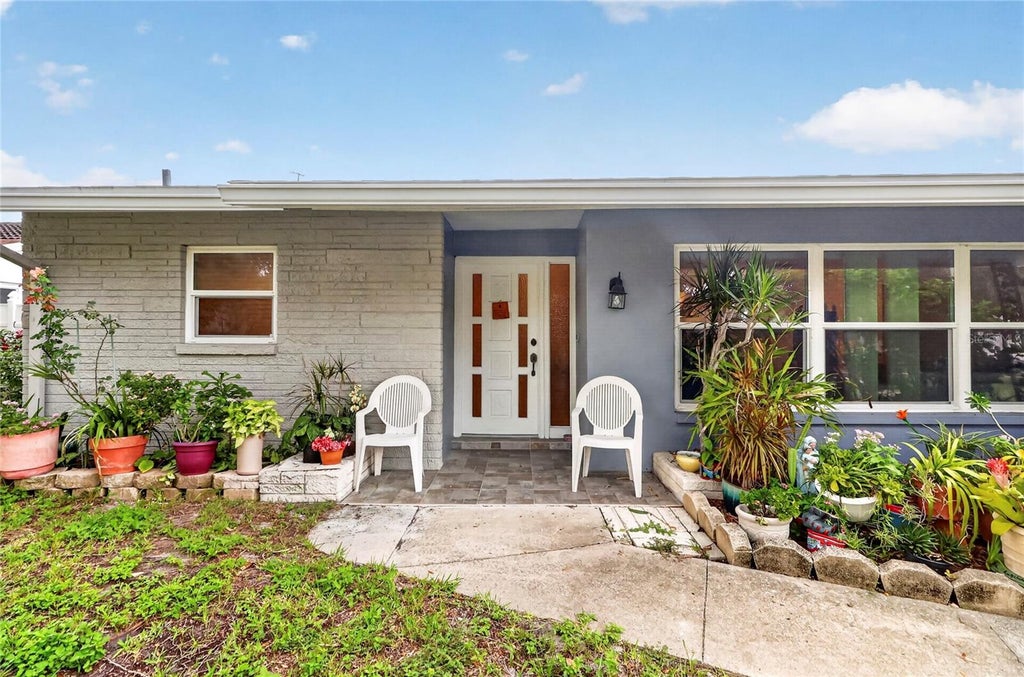 Photo of 1158 Overcash Drive, Dunedin, FL 34698 (MLS # TB8548690)