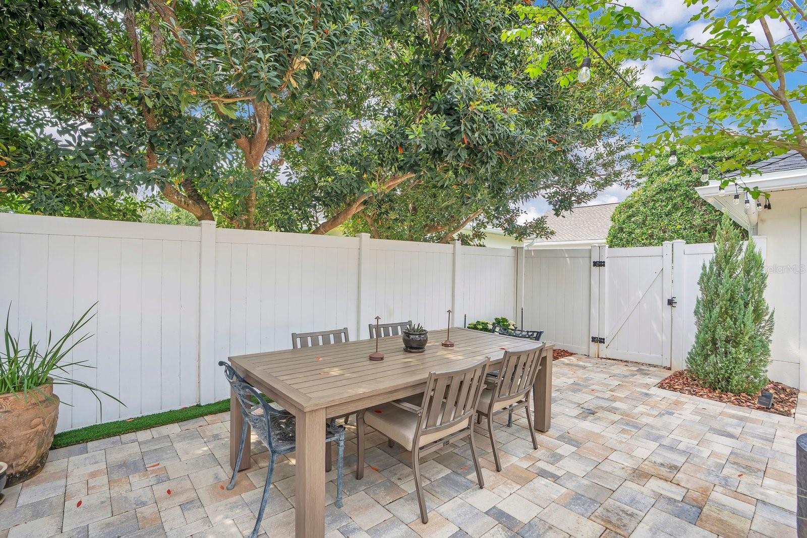 BALDWIN PARK - Residential