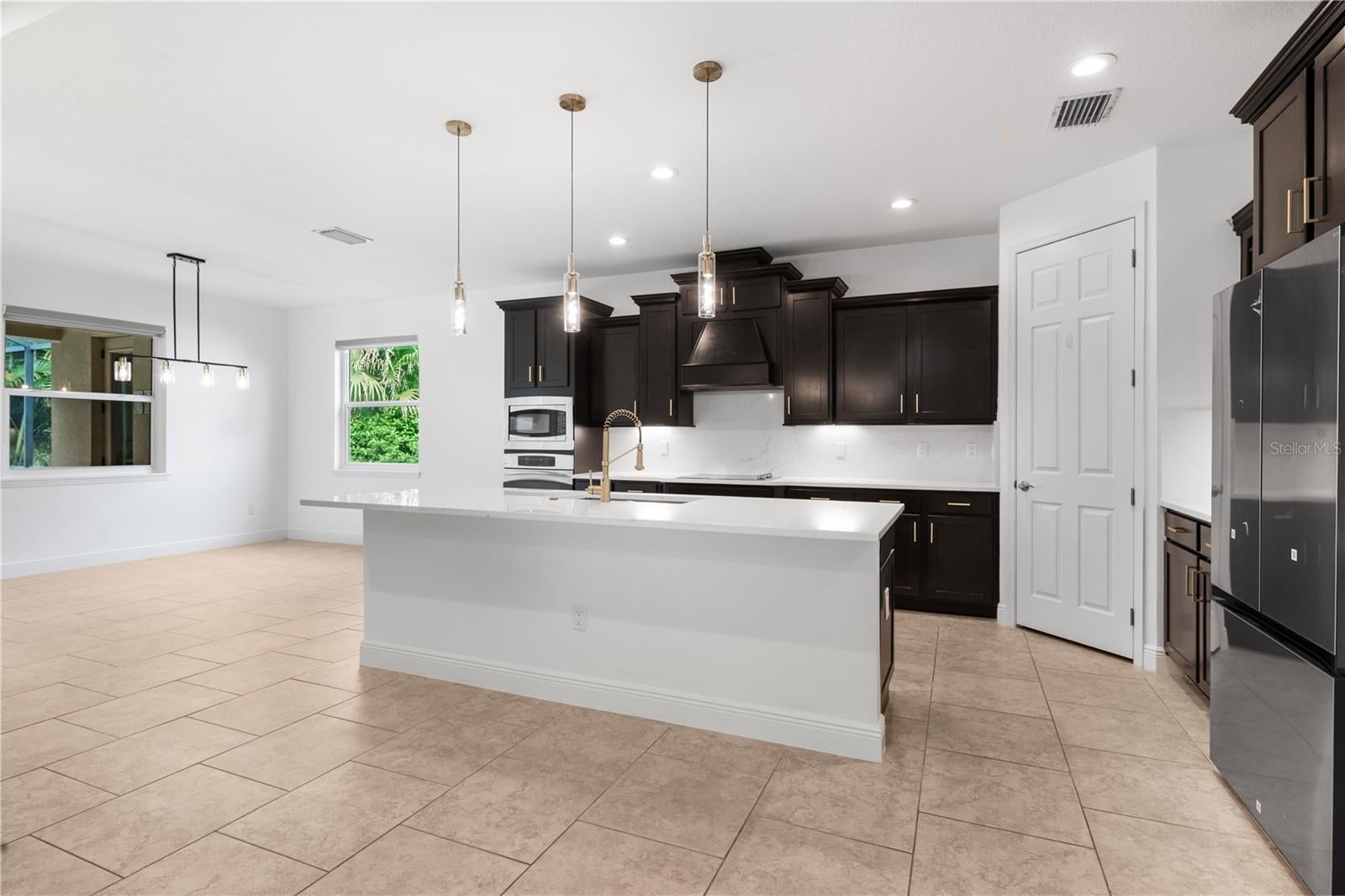 5790 ROCK DOVE DRIVE