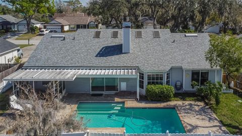 A home in PLANT CITY