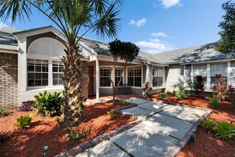 A home in PLANT CITY