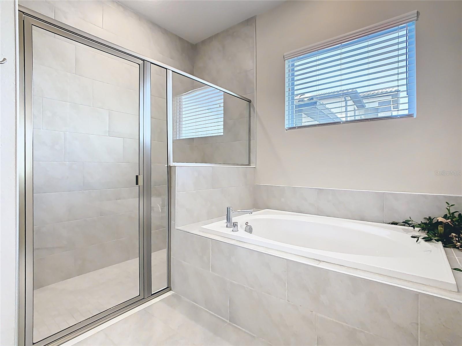 REUNION WEST 17TH & 18TH FAIRWAYS PH 2 - Residential