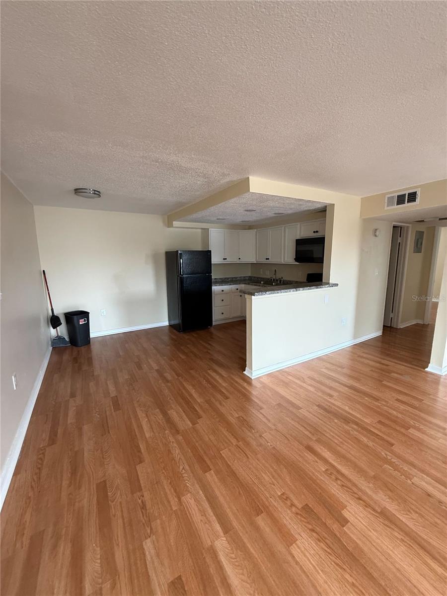 CRESTVIEW ACRES - Residential