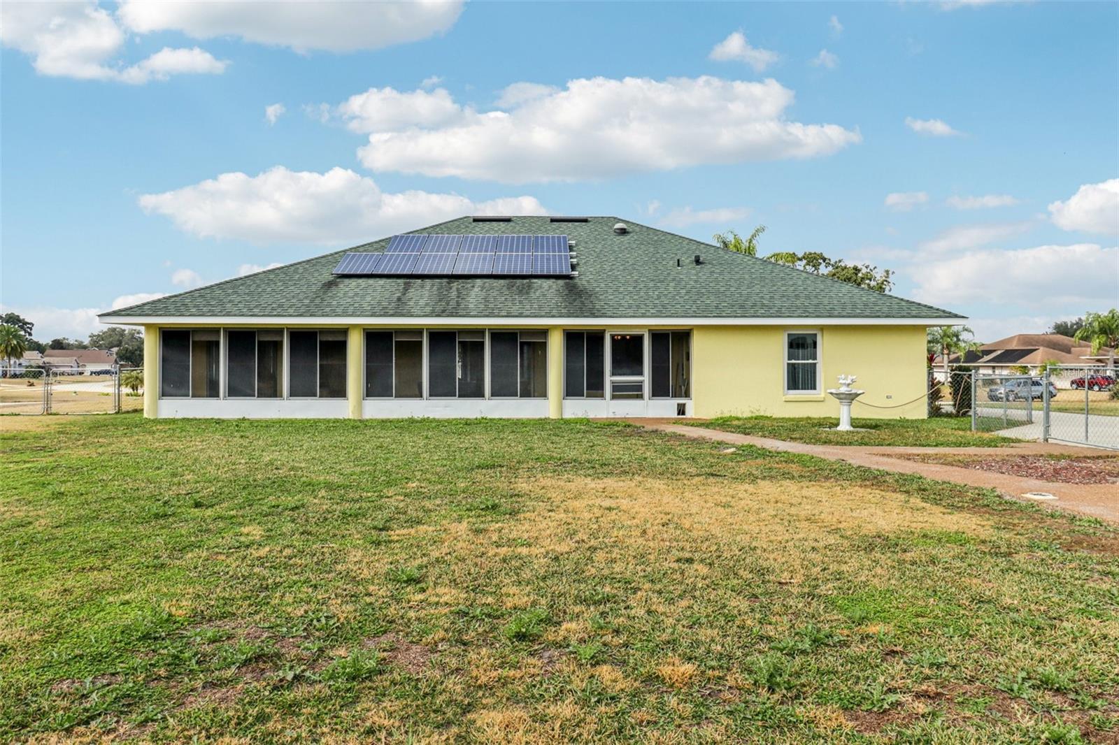 FAIRWAYS/ROLLING HILLS ADD 01 - Residential