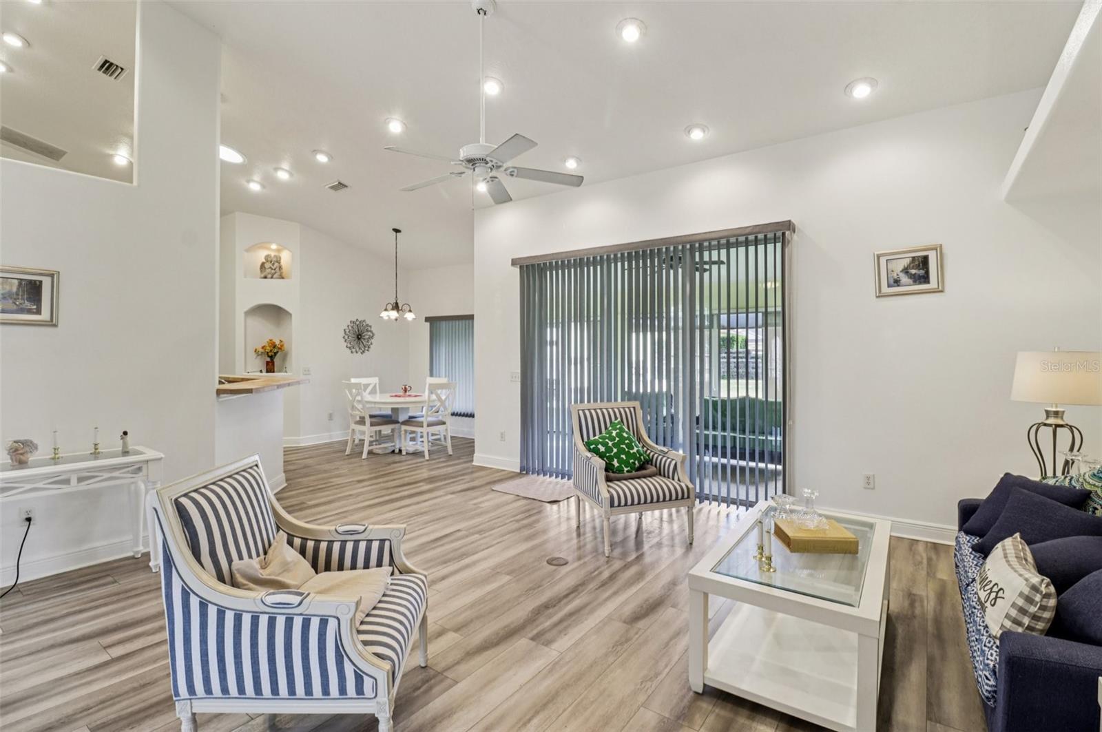 FAIRWAYS/ROLLING HILLS ADD 01 - Residential