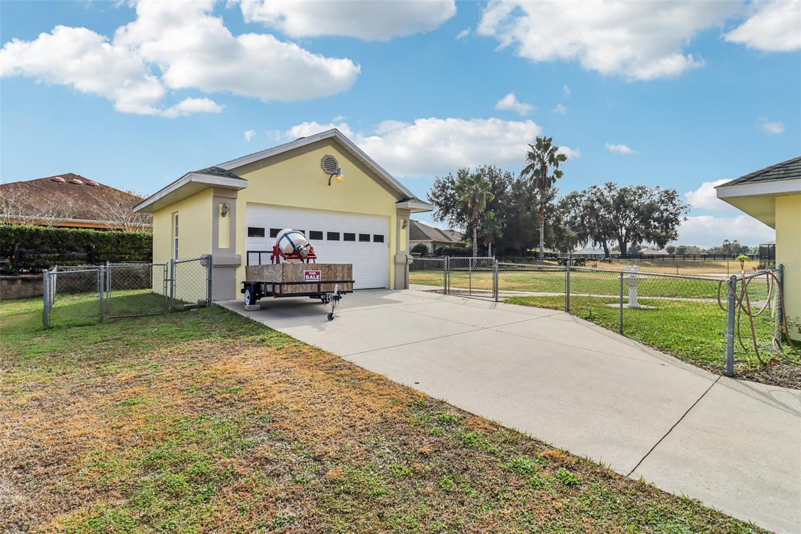 FAIRWAYS/ROLLING HILLS ADD 01 - Residential