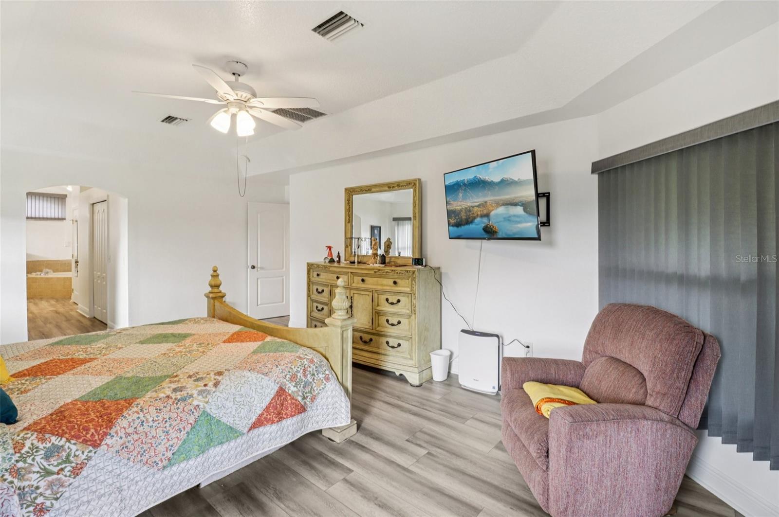 FAIRWAYS/ROLLING HILLS ADD 01 - Residential