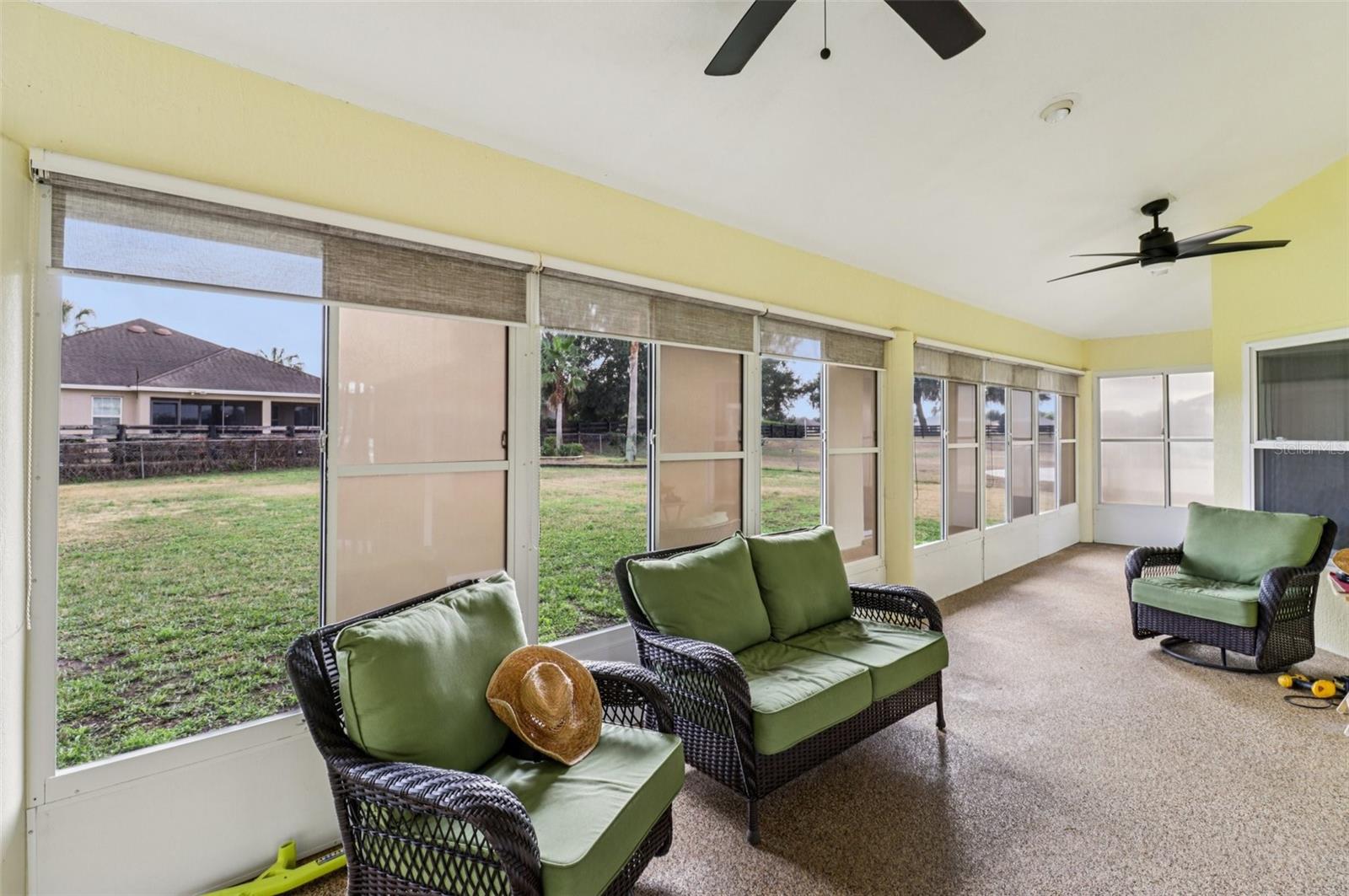 FAIRWAYS/ROLLING HILLS ADD 01 - Residential