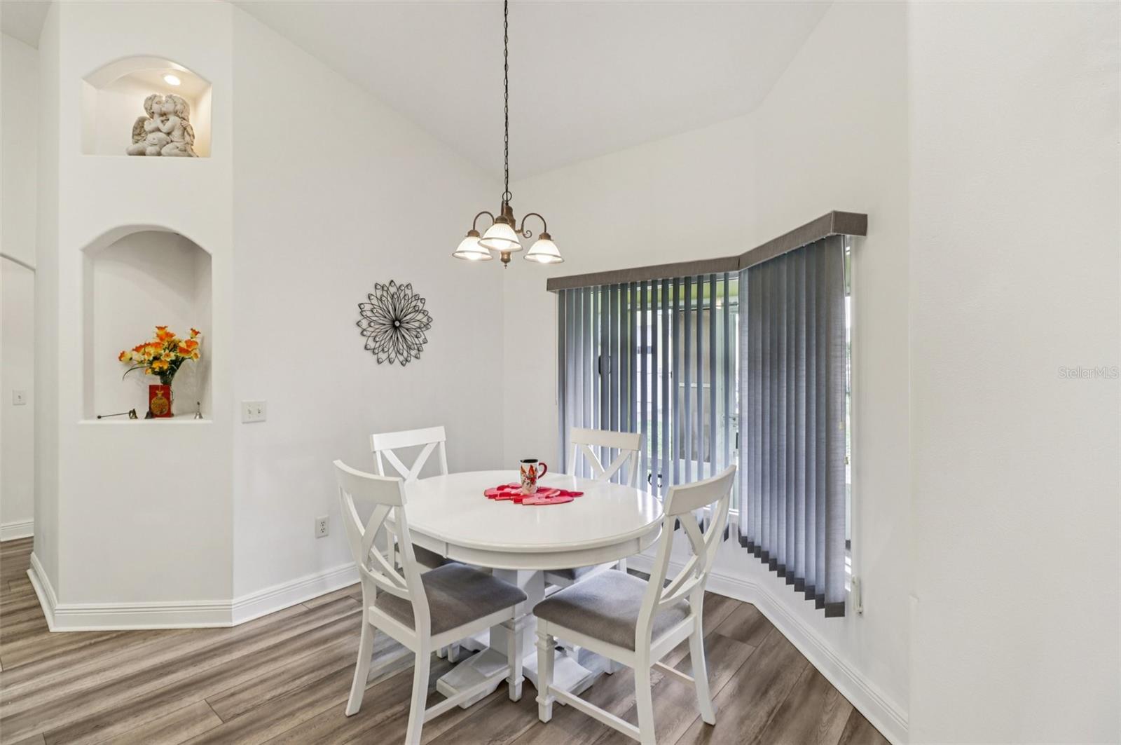 FAIRWAYS/ROLLING HILLS ADD 01 - Residential