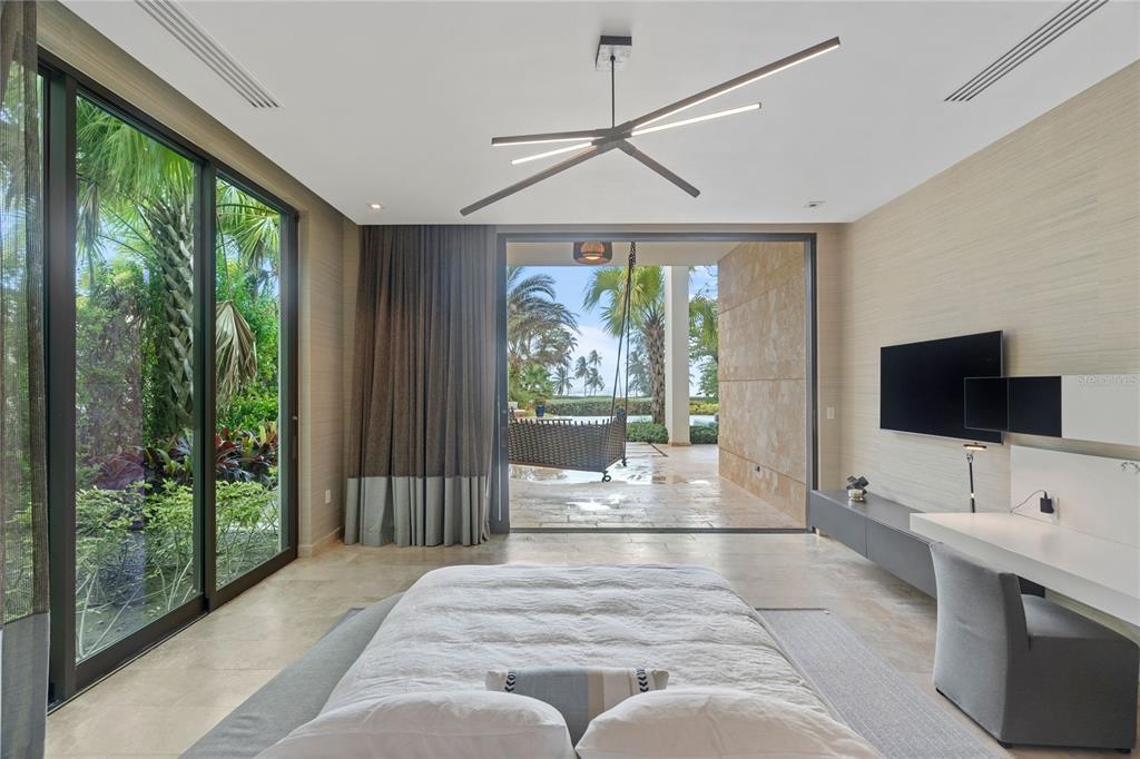 EAST BEACH - Residential