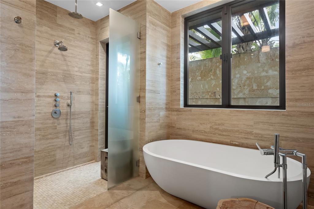 EAST BEACH - Residential