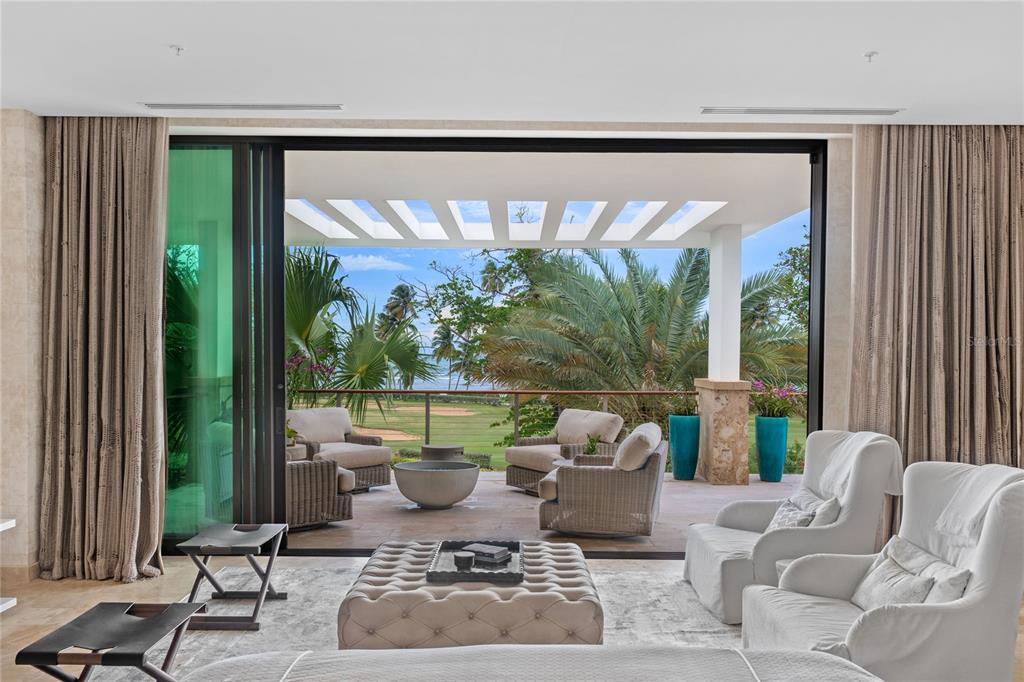 EAST BEACH - Residential