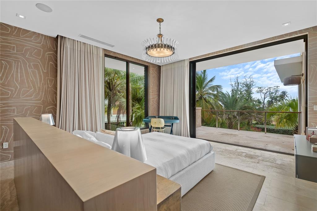 EAST BEACH - Residential