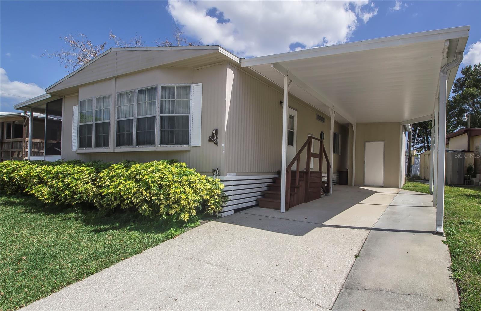846 OAKWOOD DRIVE