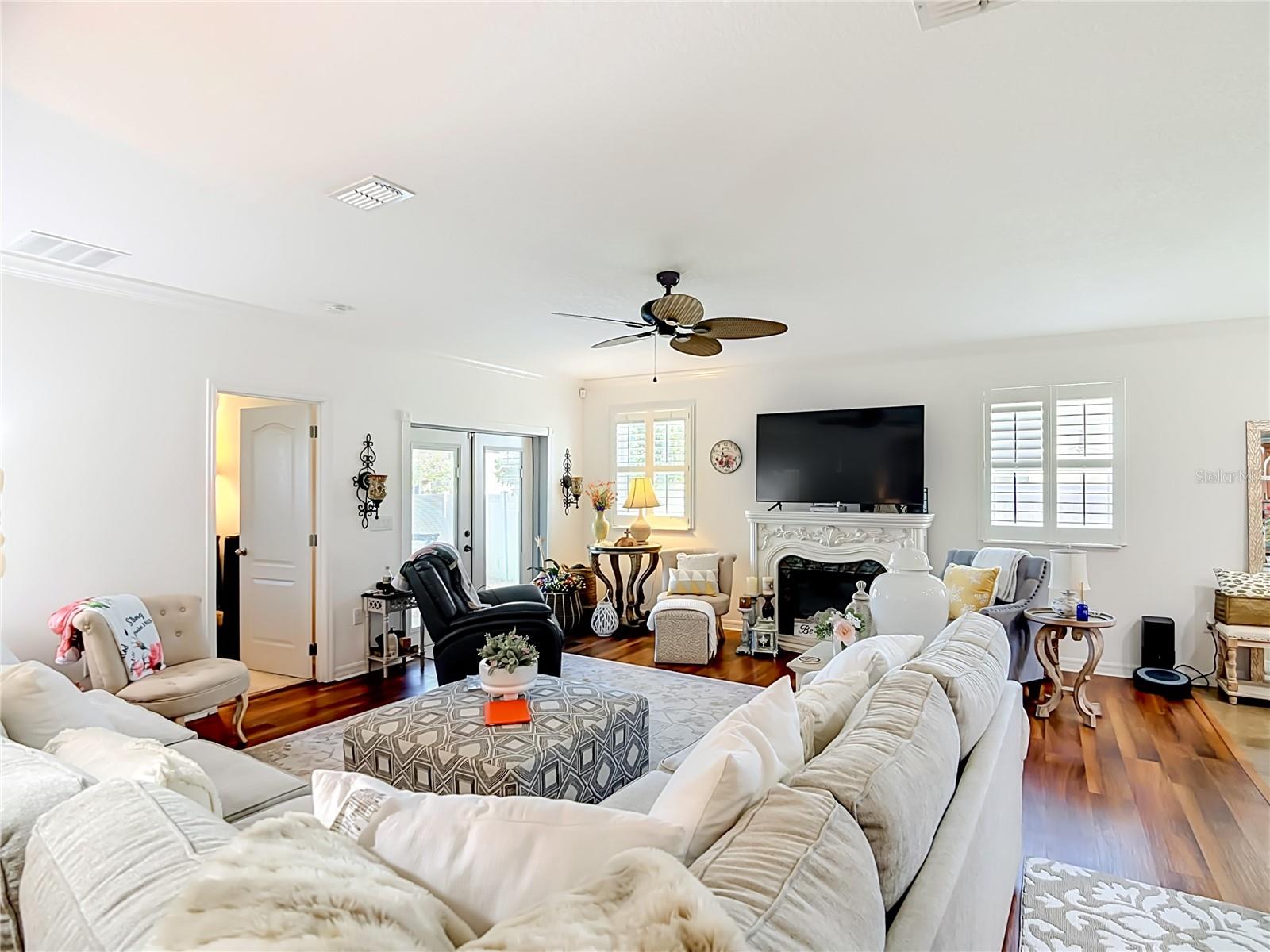 BERKLEY RDG PH 03 - Residential