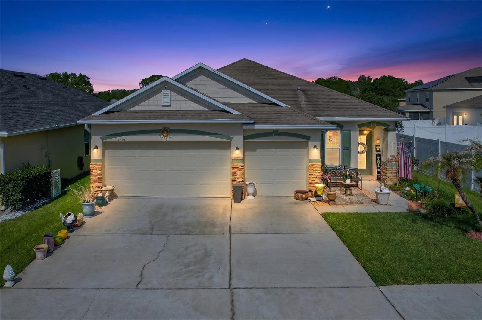 BERKLEY RDG PH 03 - Residential