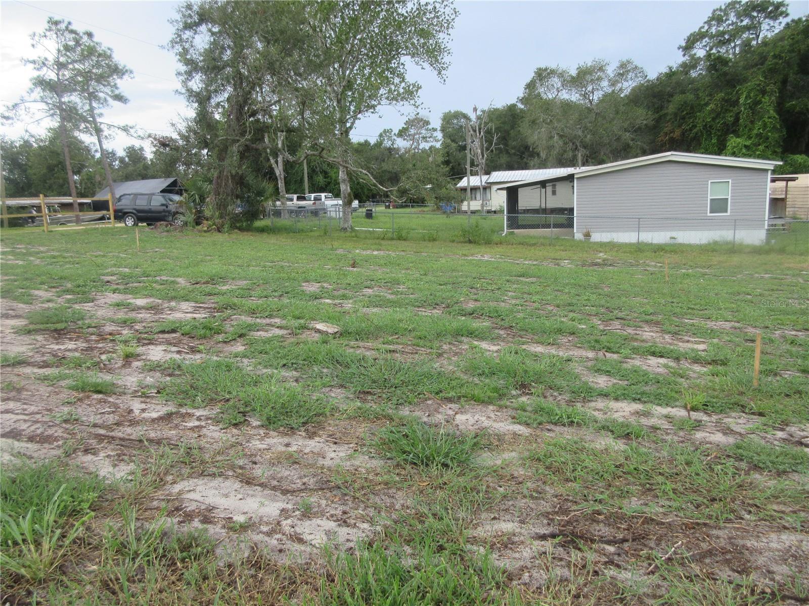 HALMOON MINI-FARMS - Residential