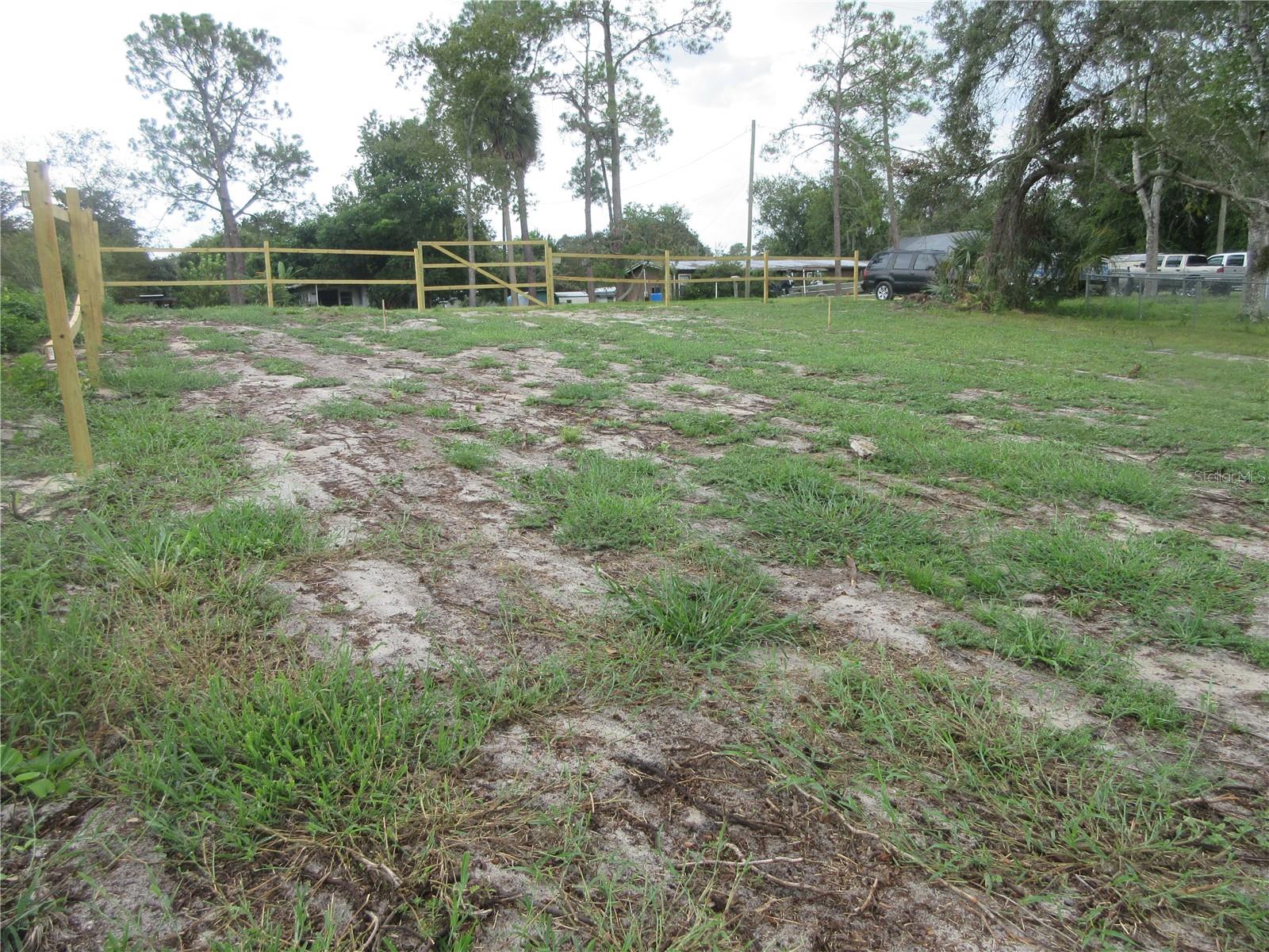 HALMOON MINI-FARMS - Residential